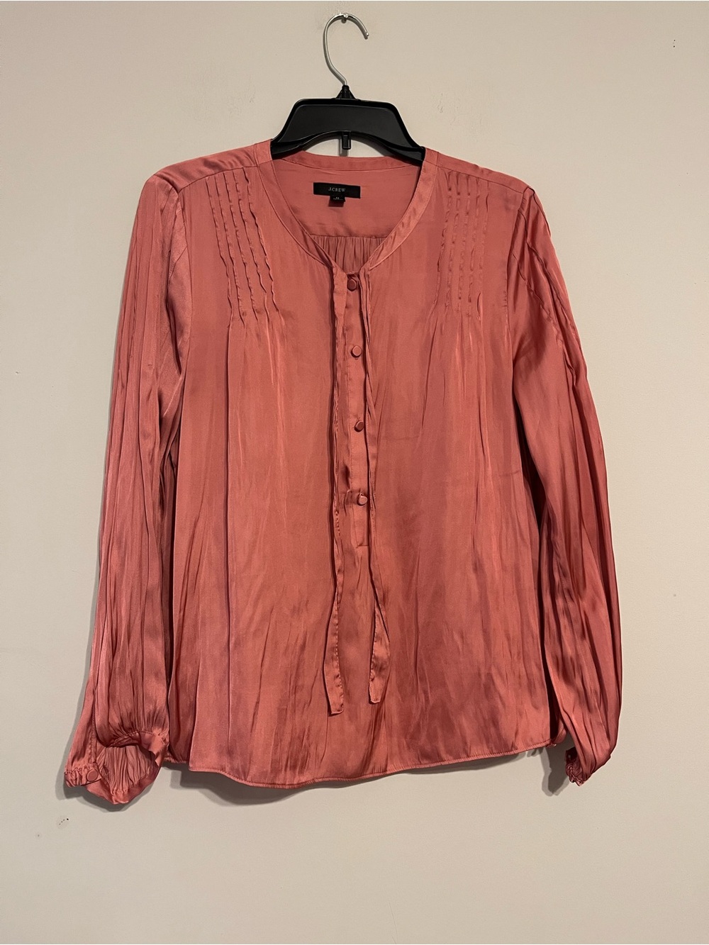 J. Crew Featherweight satin tie-neck top Peach Coral Size M - Picture 1 of 7